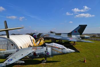 Muzeum lotnictwa - Hawker Siddeley Harrier T.4N